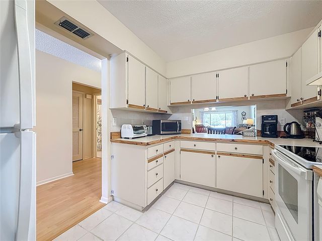 3505 TARPON WOODS BLVD P408, Palm Harbor, FL 34685