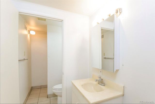 681 Fraser Street, Aurora, CO 80011