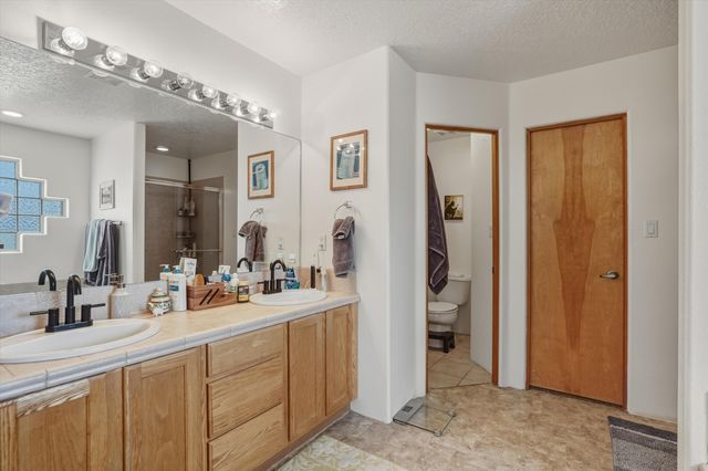 7215 Triana Place NW, Albuquerque, NM 87114