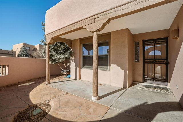 7215 Triana Place NW, Albuquerque, NM 87114