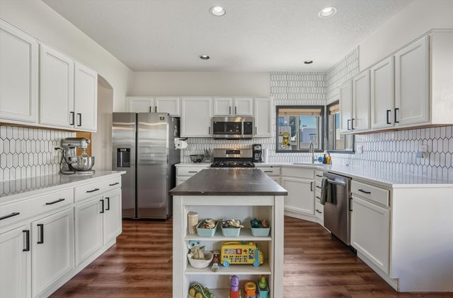 7215 Triana Place NW, Albuquerque, NM 87114