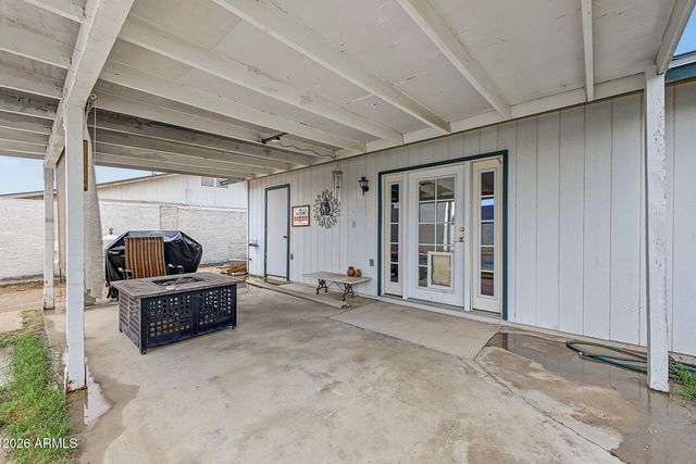 10014 N 87th Lane, Peoria, AZ 85345
