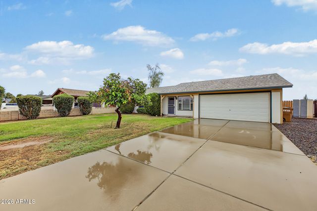 10014 N 87th Lane, Peoria, AZ 85345