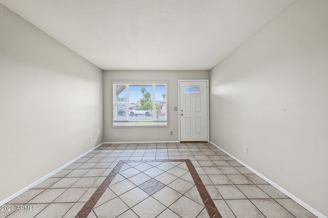 10014 N 87th Lane, Peoria, AZ 85345