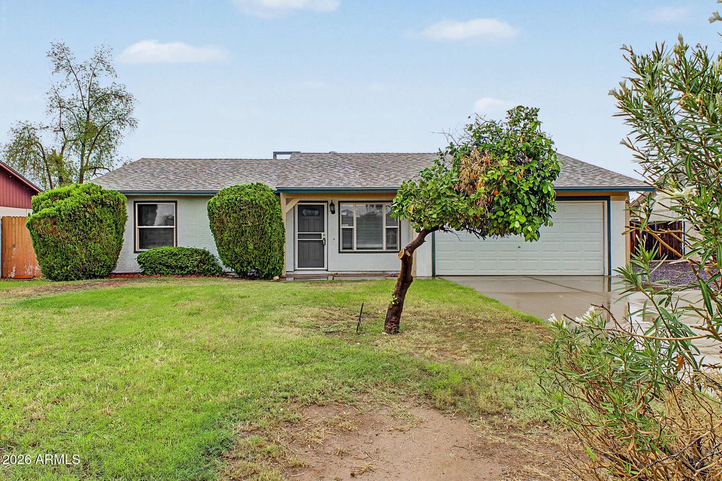 10014 N 87th Lane, Peoria, AZ 85345