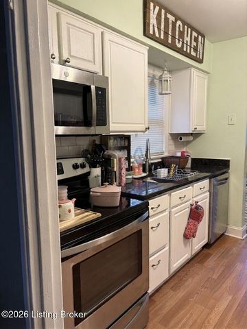 2725 Alanmede Rd, Louisville, KY 40205