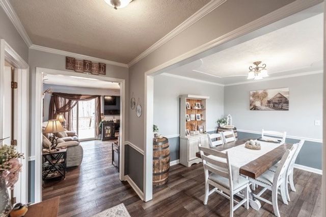 1251 Smith Thompson Rd, Bethpage, TN 37022