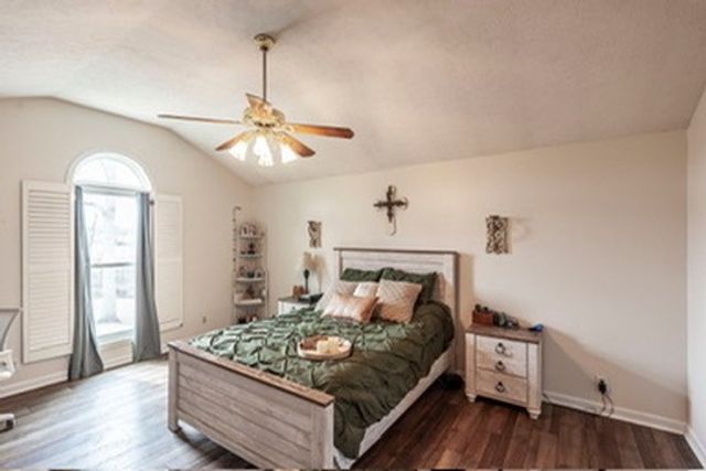 1251 Smith Thompson Rd, Bethpage, TN 37022