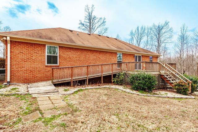 1251 Smith Thompson Rd, Bethpage, TN 37022