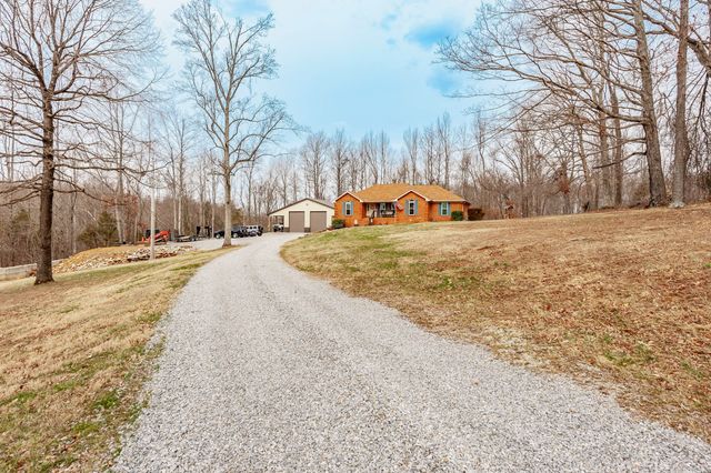 1251 Smith Thompson Rd, Bethpage, TN 37022