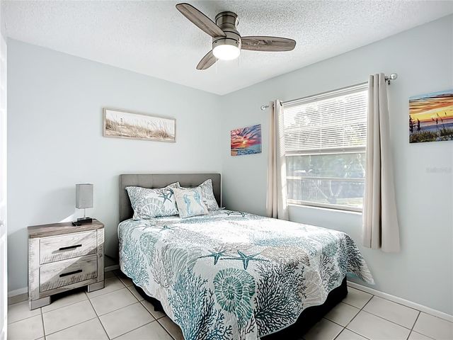 5638 25TH STREET CIRCLE E, Bradenton, FL 34203