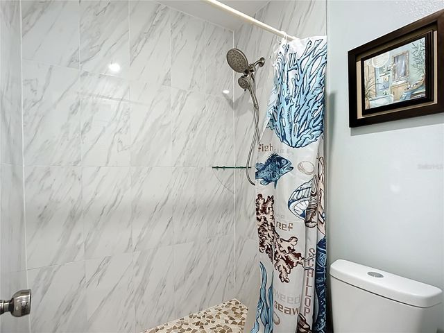 5638 25TH STREET CIRCLE E, Bradenton, FL 34203