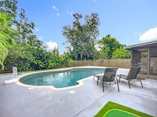 5638 25TH STREET CIRCLE E, Bradenton, FL 34203