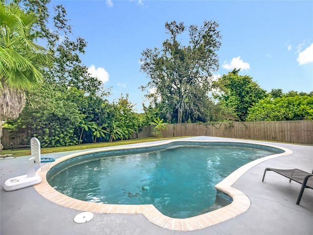 5638 25TH STREET CIRCLE E, Bradenton, FL 34203