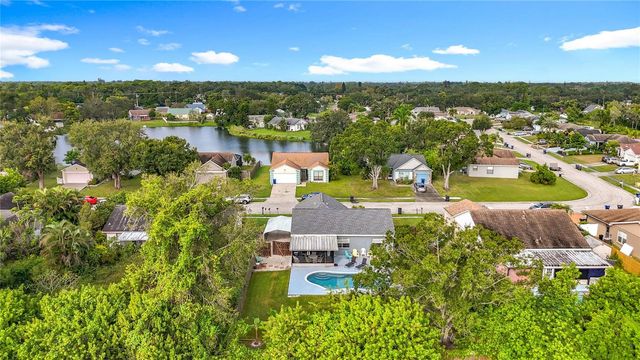 5638 25TH STREET CIRCLE E, Bradenton, FL 34203