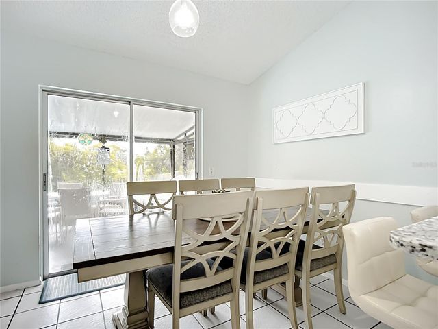 5638 25TH STREET CIRCLE E, Bradenton, FL 34203