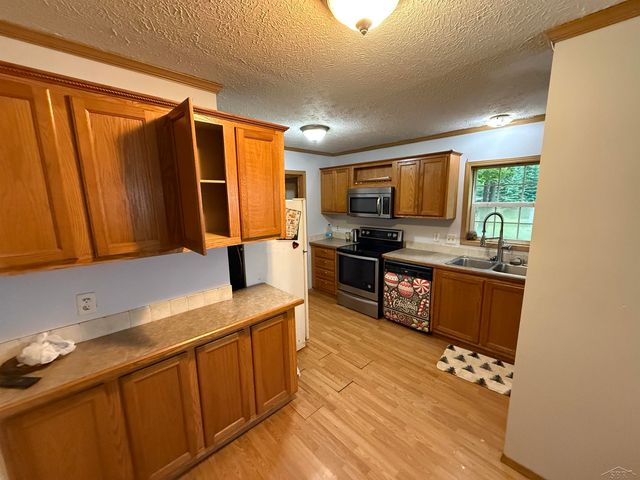10263 Maple Valley Road, Gladwin, MI 48624