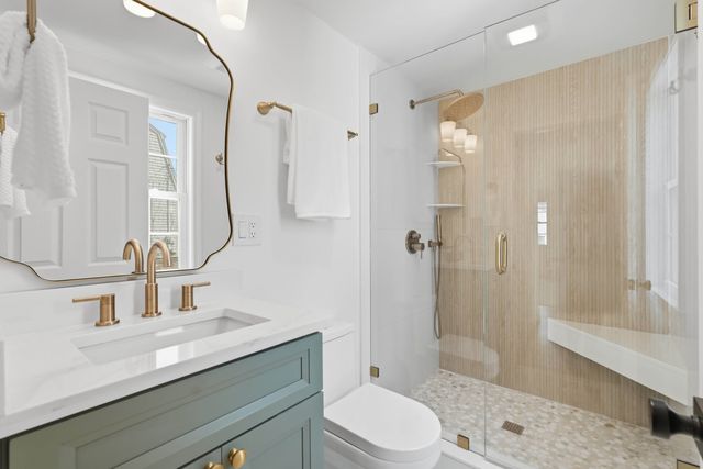 30 Deerfield Rd, Barnstable, MA 02655