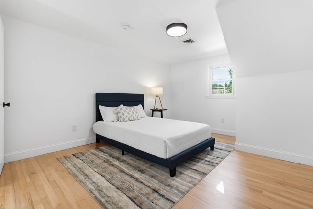 30 Deerfield Rd, Barnstable, MA 02655
