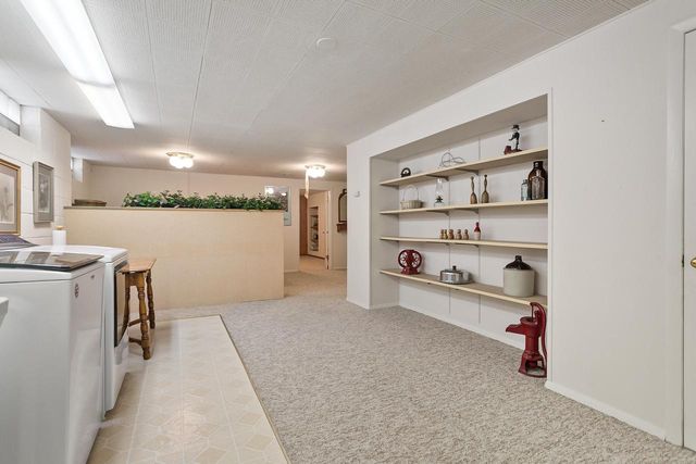 3202 N Knoll TERRACE, Milwaukee, WI 53222