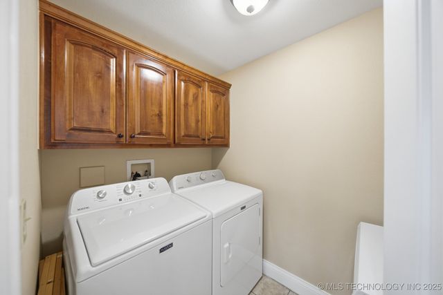 3712 W Austin Street, Broken Arrow, OK 74011