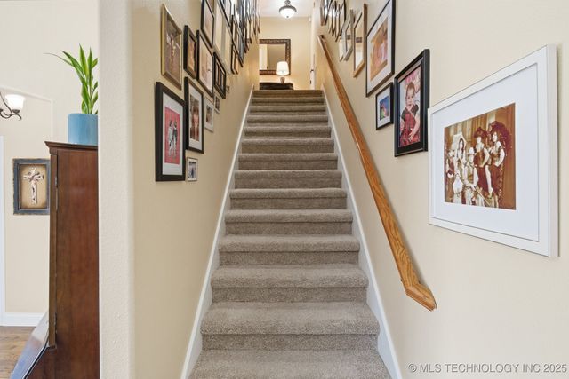 3712 W Austin Street, Broken Arrow, OK 74011