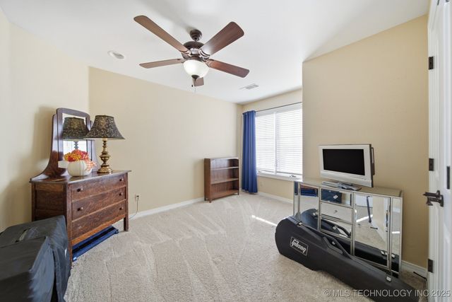 3712 W Austin Street, Broken Arrow, OK 74011