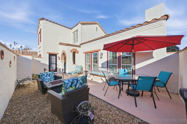 3712 W Austin Street, Broken Arrow, OK 74011