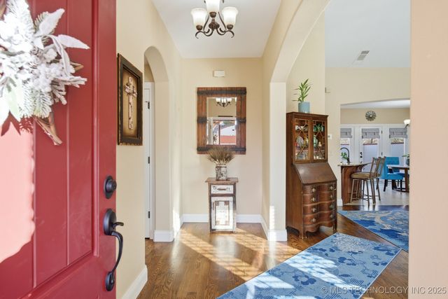 3712 W Austin Street, Broken Arrow, OK 74011