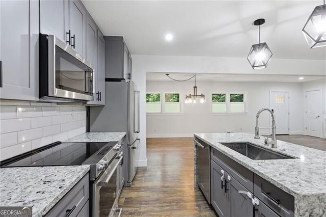 5500 Sherrell Drive, Sandy Springs, GA 30342