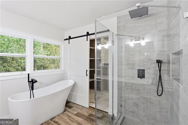 5500 Sherrell Drive, Sandy Springs, GA 30342