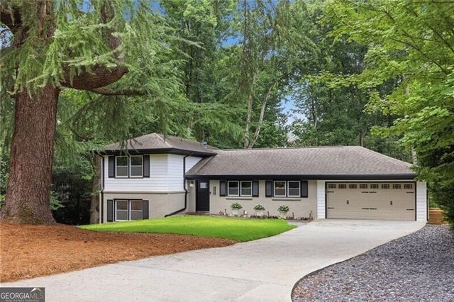 5500 Sherrell Drive, Sandy Springs, GA 30342