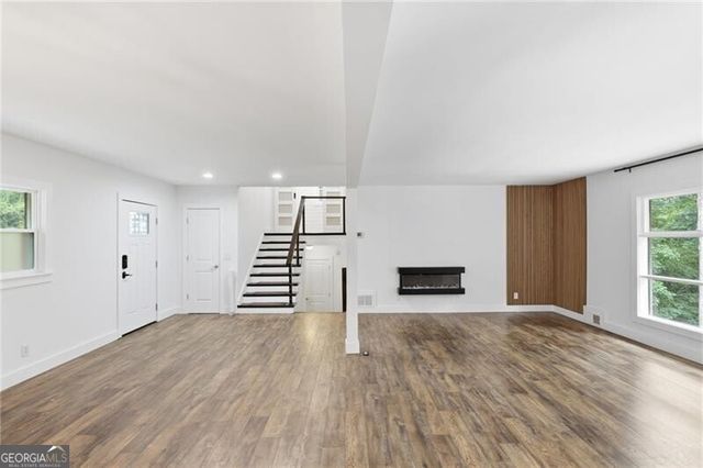 5500 Sherrell Drive, Sandy Springs, GA 30342