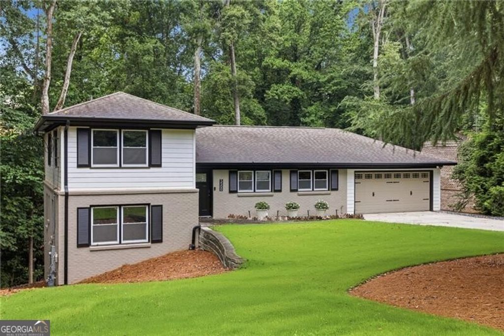 5500 Sherrell Drive, Sandy Springs, GA 30342