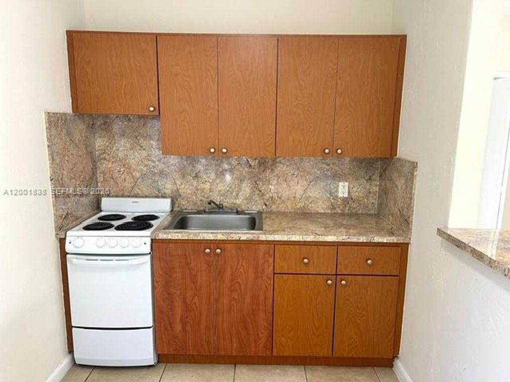 690 NE 85th St 1D, Miami, FL 33138