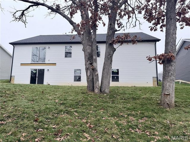 530 Hickory Knoll Drive, Troy, MO 63379