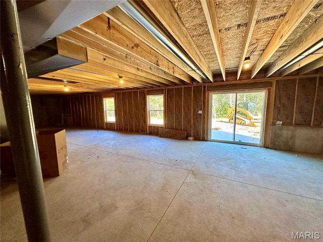 530 Hickory Knoll Drive, Troy, MO 63379