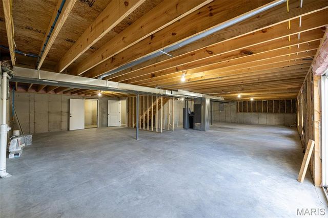 530 Hickory Knoll Drive, Troy, MO 63379