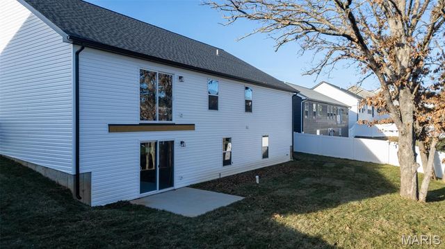 530 Hickory Knoll Drive, Troy, MO 63379