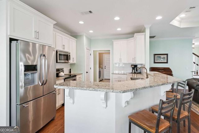 18 Country Club Court, St. Simons, GA 31522