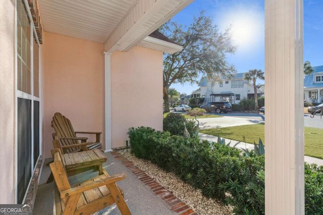 18 Country Club Court, St. Simons, GA 31522