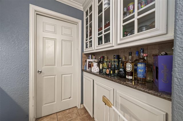 9818 Sagemoss Lane, Houston, TX 77089