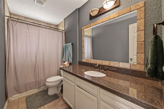 9818 Sagemoss Lane, Houston, TX 77089