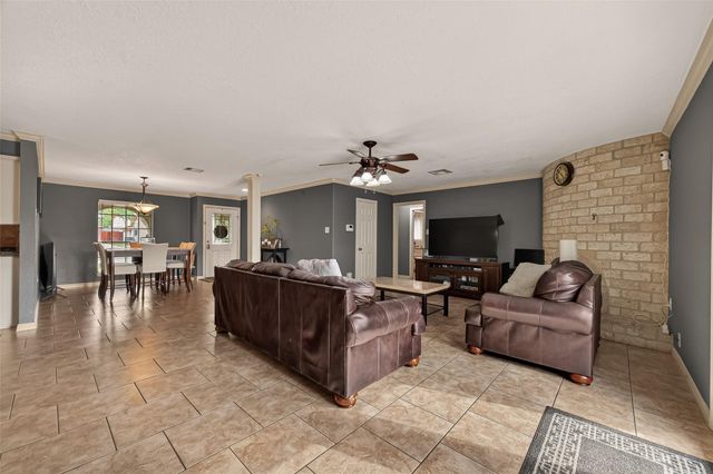 9818 Sagemoss Lane, Houston, TX 77089