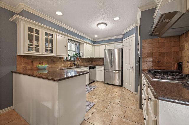 9818 Sagemoss Lane, Houston, TX 77089