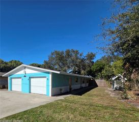 3201 DRYER AVENUE, Largo, FL 33770