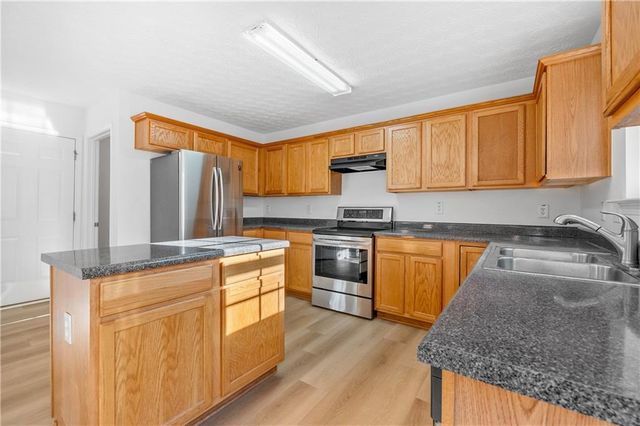 783 Roxholly NE Walk, Buford, GA 30518