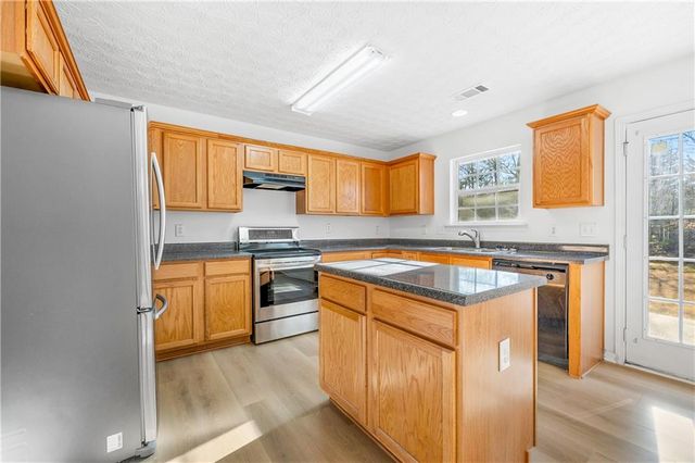 783 Roxholly NE Walk, Buford, GA 30518