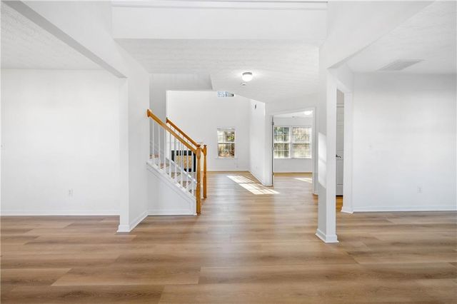 783 Roxholly NE Walk, Buford, GA 30518