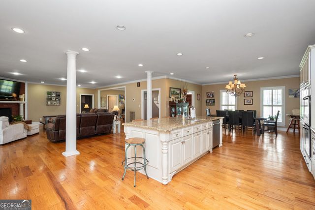 240 Community House Road, Barnesville, GA 30204